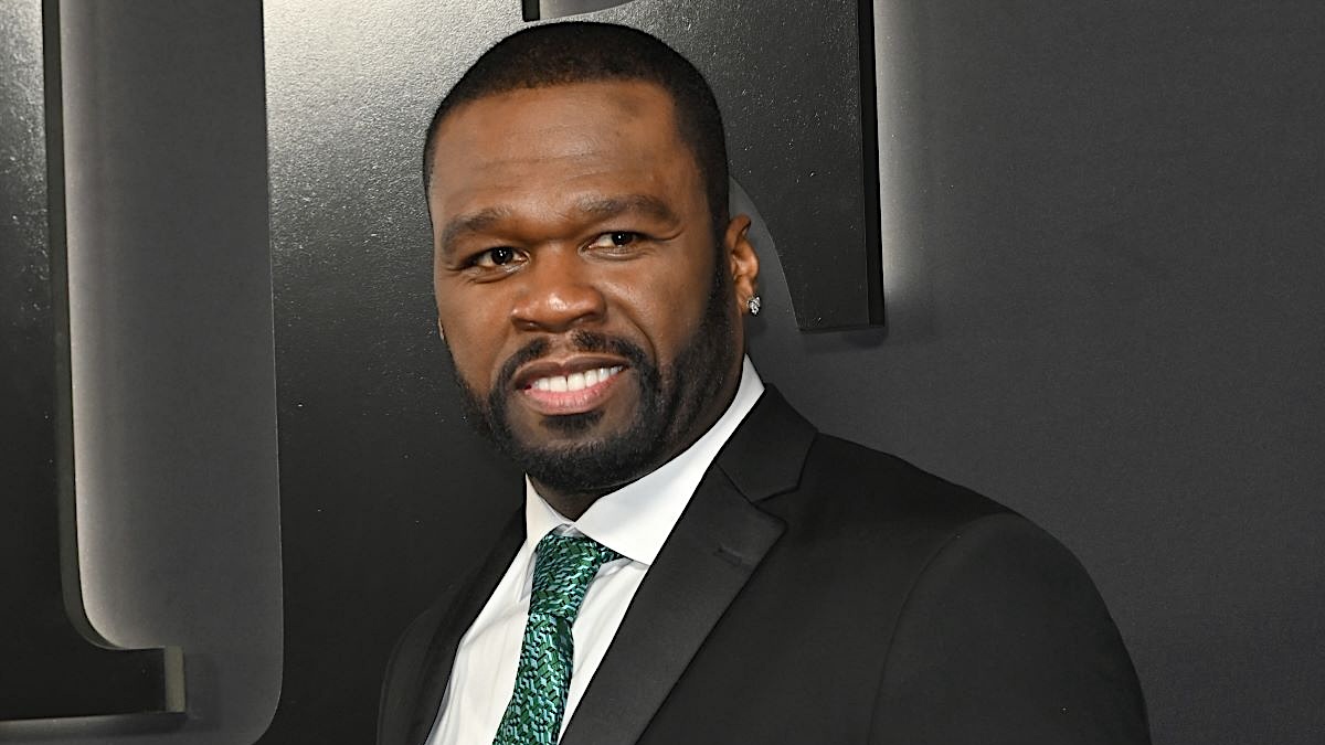 Rapperen 50 Cent fordømmer planer om å gi kontantkort til migranter i New York&nbsp;<span>(+)</span>