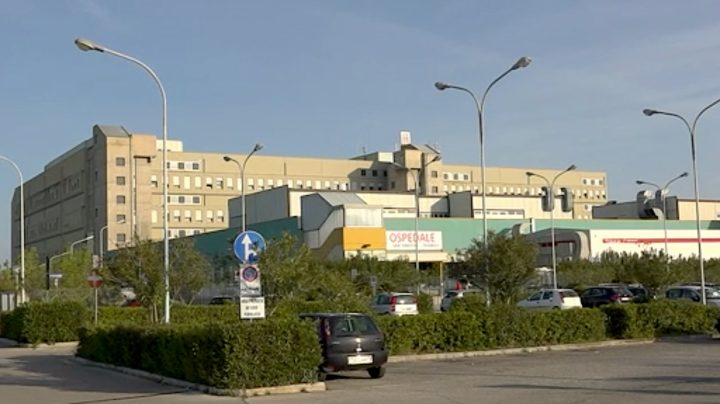 Italia: Døde av korona­vaksine, etter­latte får 100.000 euro i erstatning&nbsp;<span>(+)</span>