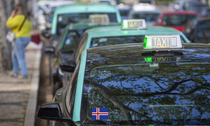 Efter drosje&shy;voldtekten: Et lite islandsk flagg i front&shy;ruten styrker trygghets&shy;følelsen&nbsp;<span>(+)</span>