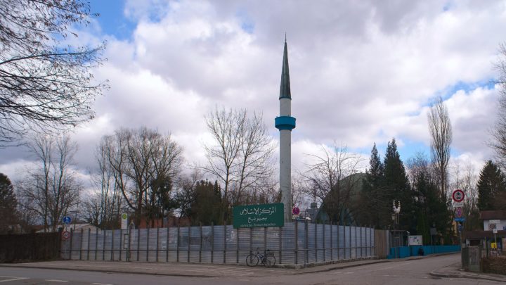 Tyske sosial­demokrater kritiseres for iftar-feiring i moské&nbsp;<span>(+)</span>