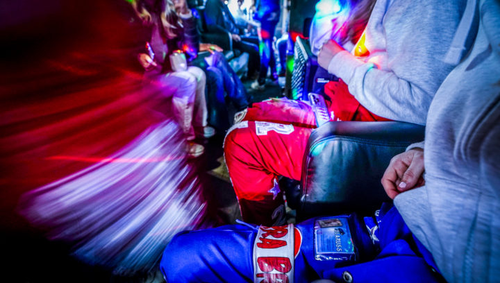 Støre om «pornobussen»: – Som far og bestefar reagerer jeg sterkt&nbsp;<span>(+)</span>