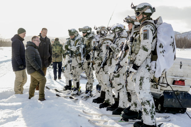 Forsvaret trenger flere soldater, ikke flere pride-parader&nbsp;<span>(+)</span>