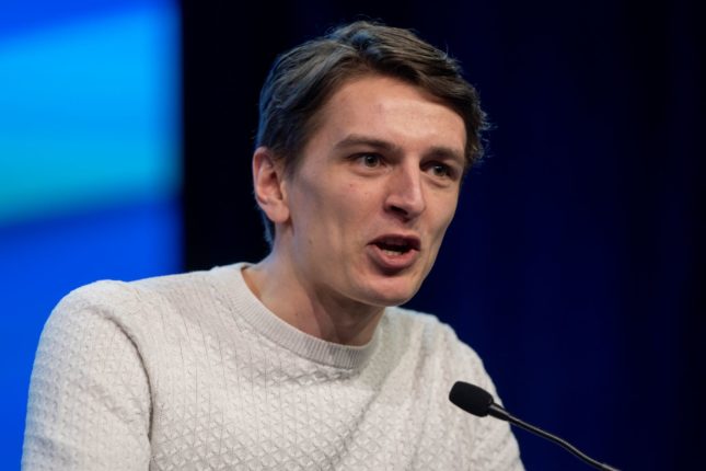 Frykter Kinas hensikter: Unge Høyre-leder vil ha TikTok-forbud i Norge&nbsp;<span>(+)</span>