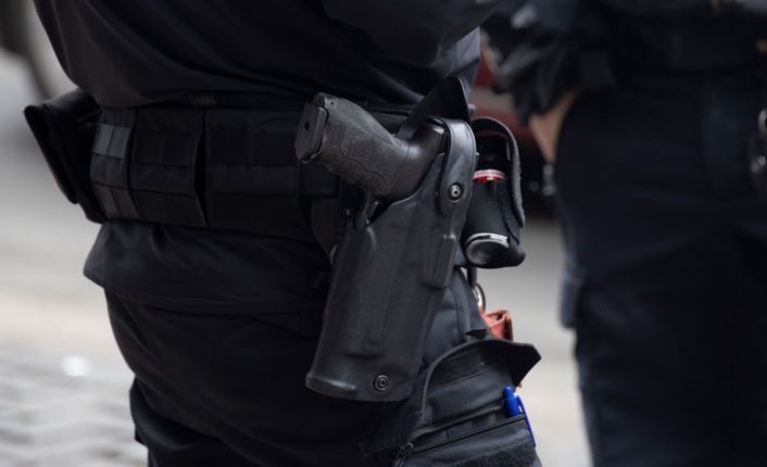 Nasjonal bevæpning av politiet under muslimsk feiring&nbsp;<span>(+)</span>