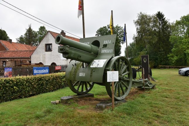 Militære våpen (I) Haubitser 155 mm&nbsp;<span>(+)</span>