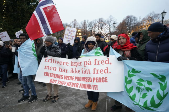 Eritreiske demonstrasjoner utenfor Stortinget – politiet ber folk forberede seg&nbsp;<span>(+)</span>