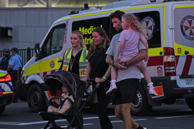 Mulig terrorangrep i Sydney, minst seks drept i tillegg til gjernings&shy;mannen&nbsp;<span>(+)</span>