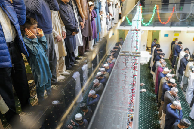 Erna og Høyre brukte 9. april til å feire islam; får kritikk i sosiale medier&nbsp;<span>(+)</span>