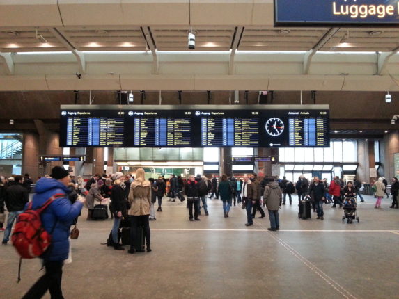 Tre mindreårige siktet etter knivstikkingen ved Oslo S søndag&nbsp;<span>(+)</span>