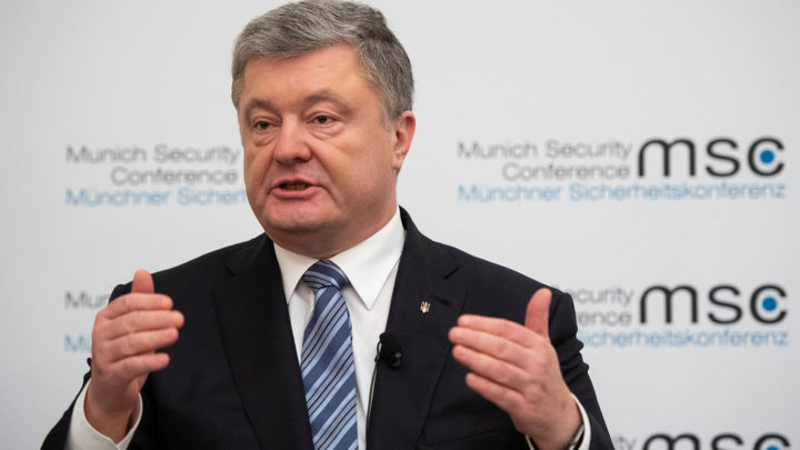 Utfordrer Zelenskyj: Tidligere president Poro&shy;sjenko ønsker å stille som president&shy;kandidat&nbsp;<span>(+)</span>