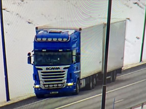 Ville tilstander på norske veier: Polsk vogntog med usikret last, uten dokumenter&nbsp;<span>(+)</span>