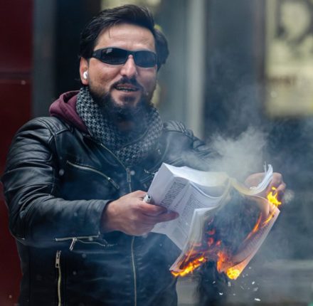 Salwan Momika befinner seg på Trandum, skal utvises&nbsp;<span>(+)</span>
