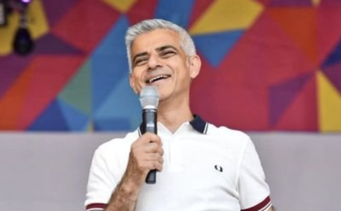 Sadiq Khan vurderer å kreve at bilister betaler per kilometer&nbsp;<span>(+)</span>