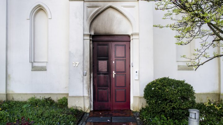 Synagoge i Tyskland påtent&nbsp;<span>(+)</span>