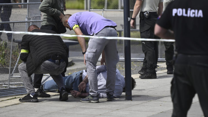 Ficos attentat&shy;mann skal være en 71 år gammel forfatter&nbsp;<span>(+)</span>