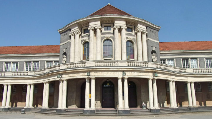 Jødefiendtlig vold under foredrag om jøde­fiendtlig­het i Hamburg&nbsp;<span>(+)</span>