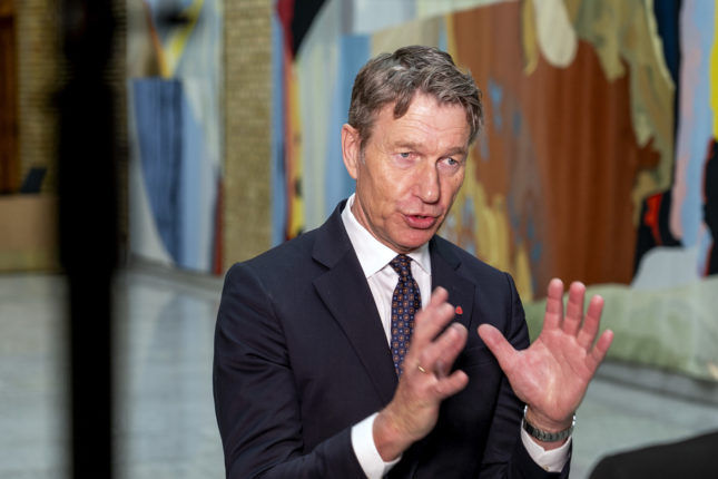 Nye leteområder for olje og gass utlyst i Nordsjøen og Barentshavet