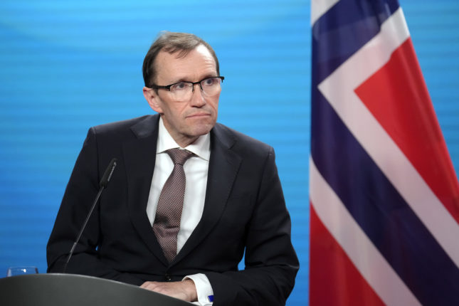 Barth Eide famler i tåkehavet – nekter for at diplomatiet med Israel er dødt