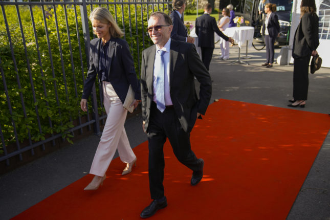 Barth Eide støtter ICC