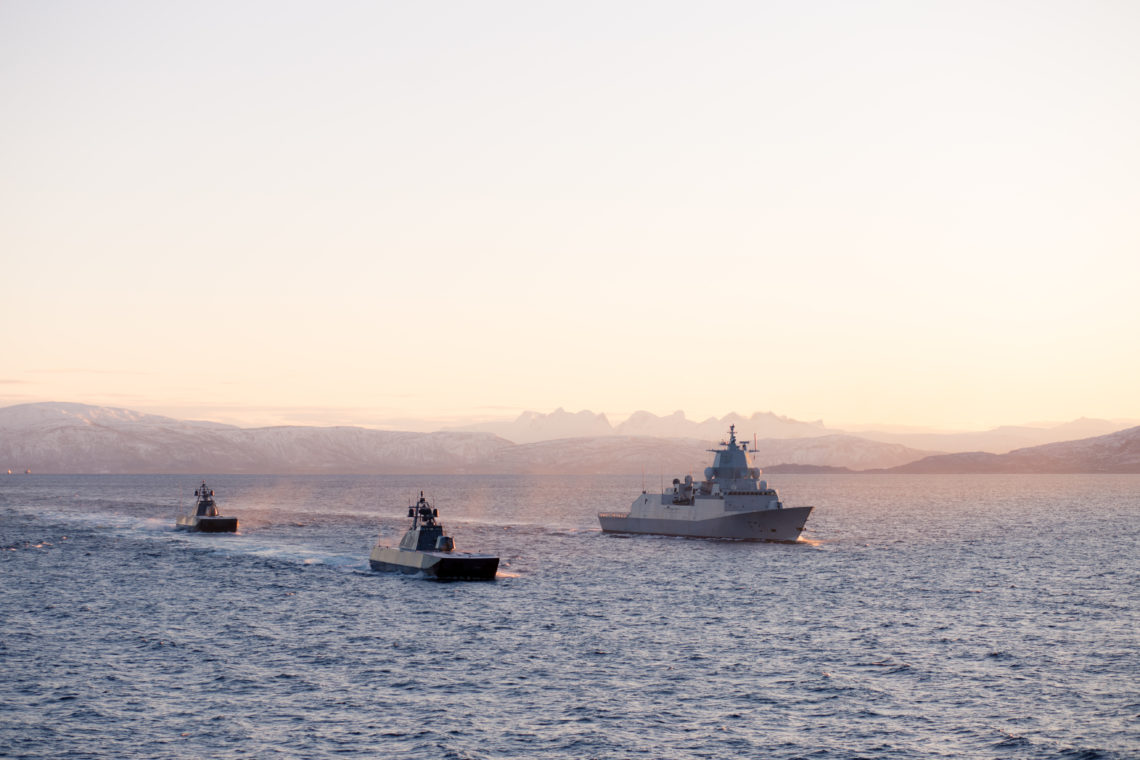 Norske marinefartøy utenfor Bodø