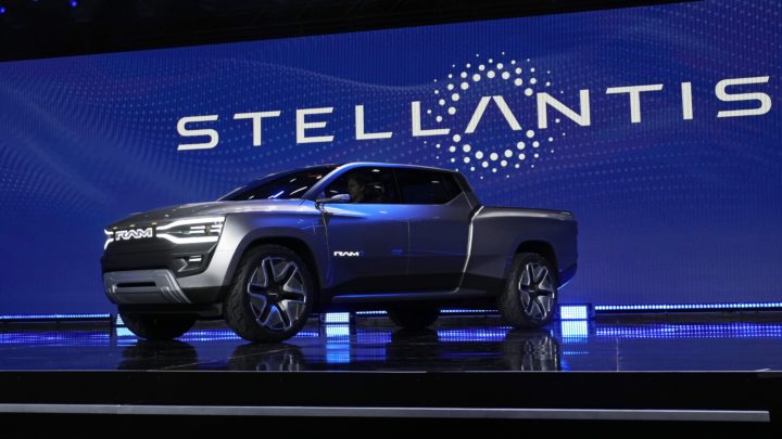 Stellantis satser fortsatt på biler med forbrennings­motor&nbsp;<span>(+)</span>