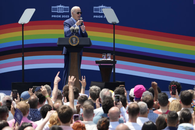 «Transkjønnede barn» tema i Bidens Pride-hyllest