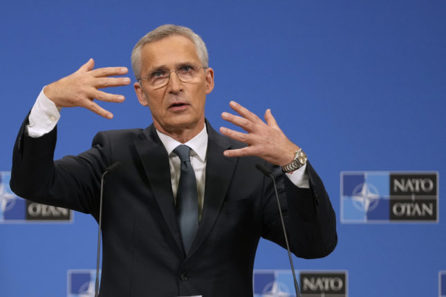 Stoltenberg backer Zelenskyj ukritisk