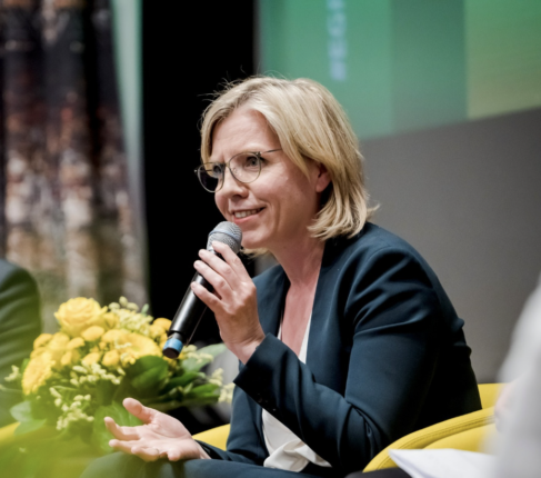 Regjerings&shy;parti i Østerrike anmelder landets klima&shy;minister