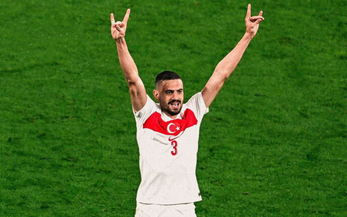UEFA efter&shy;forsker Tyrkias mål&shy;scorer Merih Demiral for islamo-fascistisk feiring&nbsp;<span>(+)</span>