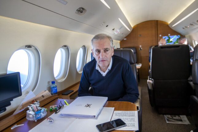 Støre tok privatfly til luksuriøs fredskonferanse i Sveits