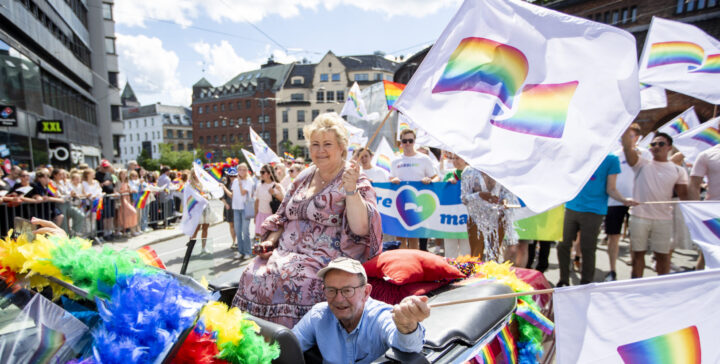 Erna Solberg på vei mot 40 år på Stortinget – blir lengst sittende representant i nyere tid