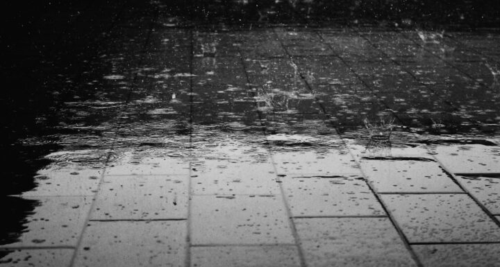 Meteorologene sliter med å spå været for juli, men forventer mye regn