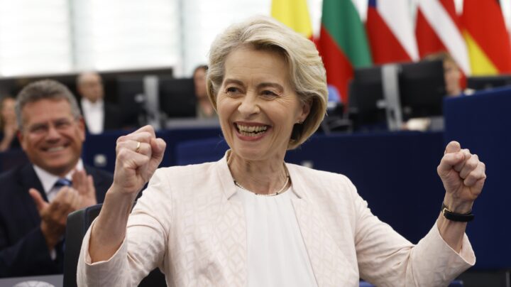 Ursula von der Leyen gjenvalgt på et program som ødelegger Europa
