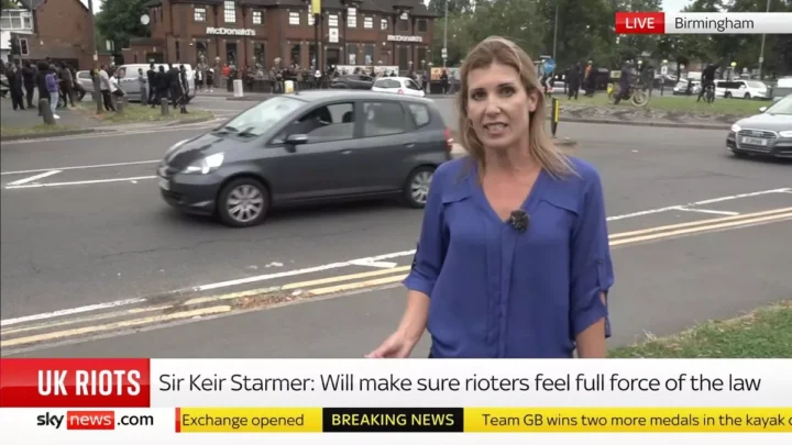 Sky News måtte avbryte direkte&shy;sending på grunn av trusler