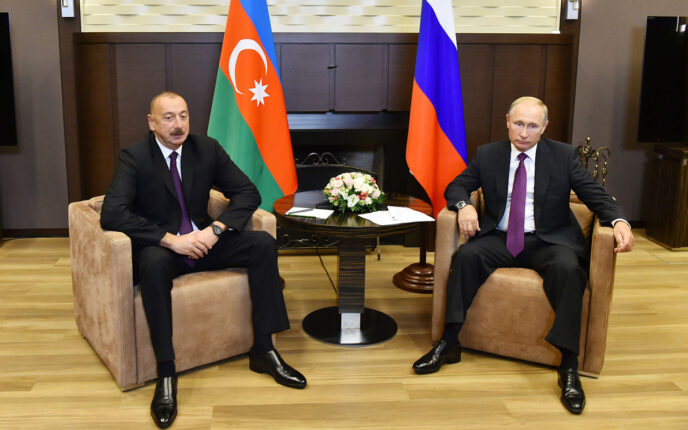 Vladimir Putin fikser fred mellom Armenia og Aserbajdsjan