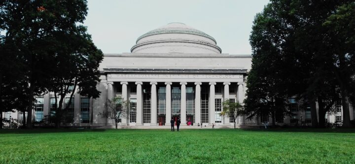 MIT har mistet to av tre svarte studenter