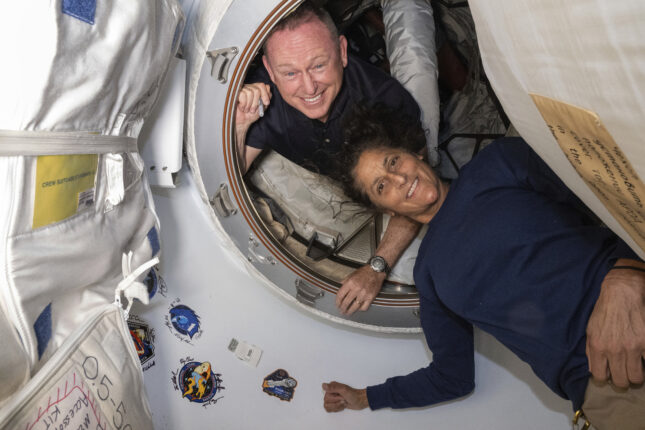 Strandede astronauter reiser hjem med SpaceX-fartøy neste år
