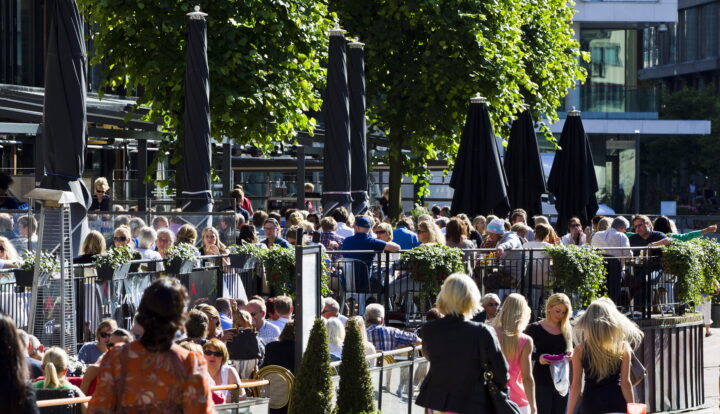 Hatkriminalitet bak knivstikking på Aker brygge?
