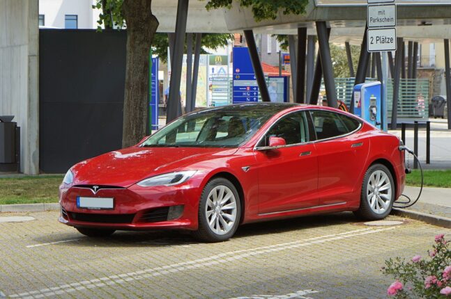 Tysk apotekkjede boikotter Tesla
