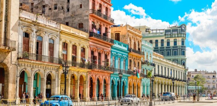EUs bistand til Havana hjelper Moskva