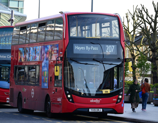 London får egen «jødisk» buss&shy;rute som ikke stopper i muslimske bydeler
