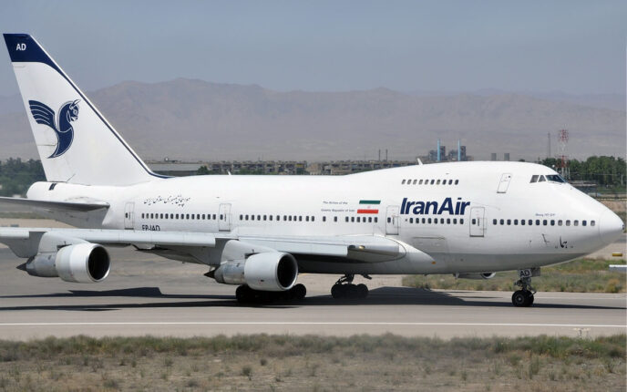 Iransk fly med våpen&shy;last til Hizbollah gjorde u-sving over Syria efter israelsk trussel