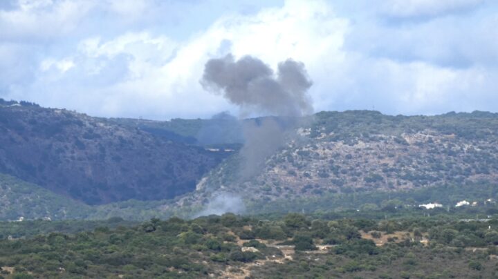 Israel angriper Hizbollah i Libanon