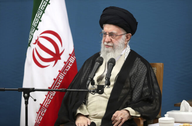 Irans øverste leder sier Israel ikke vil klare å knuse Hizbollah