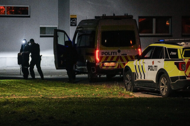 Stor gjeng angrep mann i 20-årene med kniv: – Ingen er pågrepet