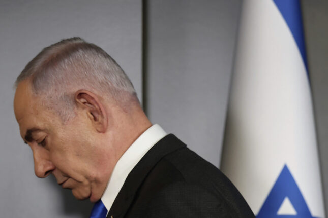Lekkede politiavhør med Netanyahu-familien på film