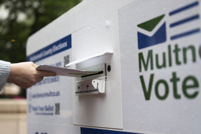 Valgfunksjonærer i USA bekymret for poststemmer