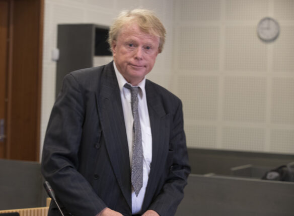 Petter Olsen er slått personlig konkurs, mister livsverket