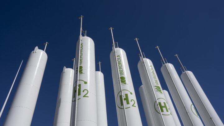 EU tildeler 1.350 millioner til hydrogen&shy;produksjon i Norge&nbsp;<span>(+)</span>