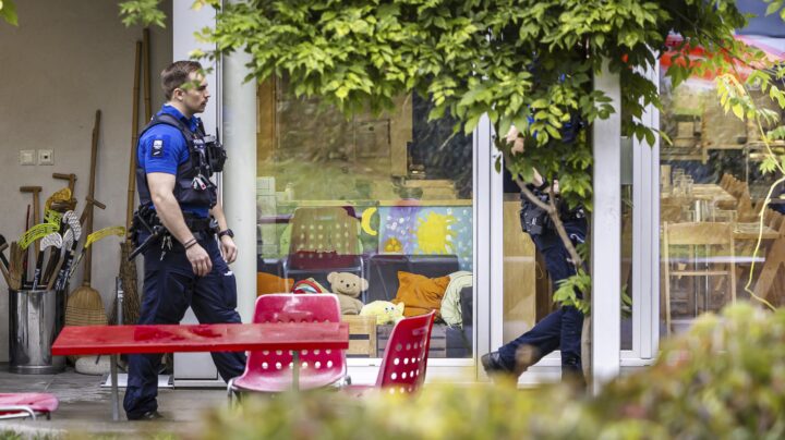 Kineser knivstakk tre femåringer i Zürich